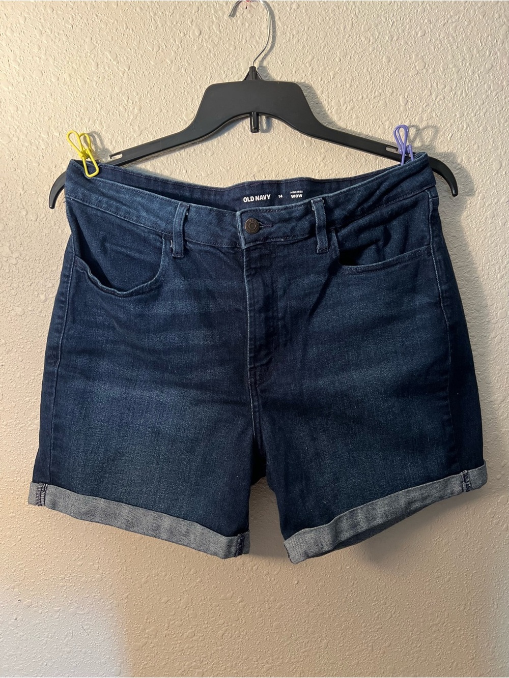 Old Navy Wow High Rise Dark Indigo 5”Roll-CuffDenim Shorts EUC